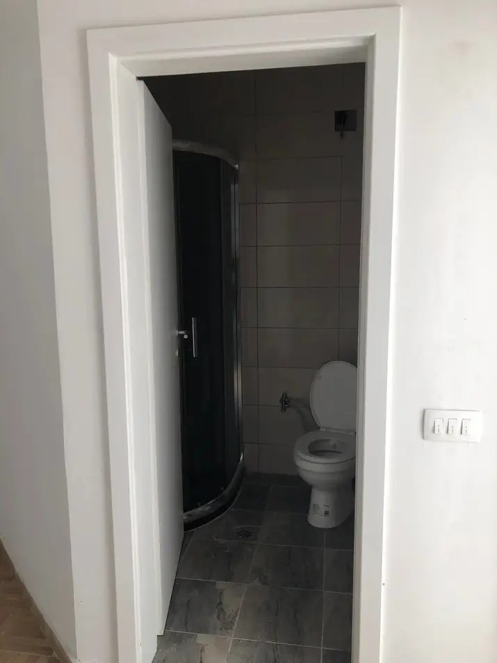 Banesë në shitje në Fushë Kosovë