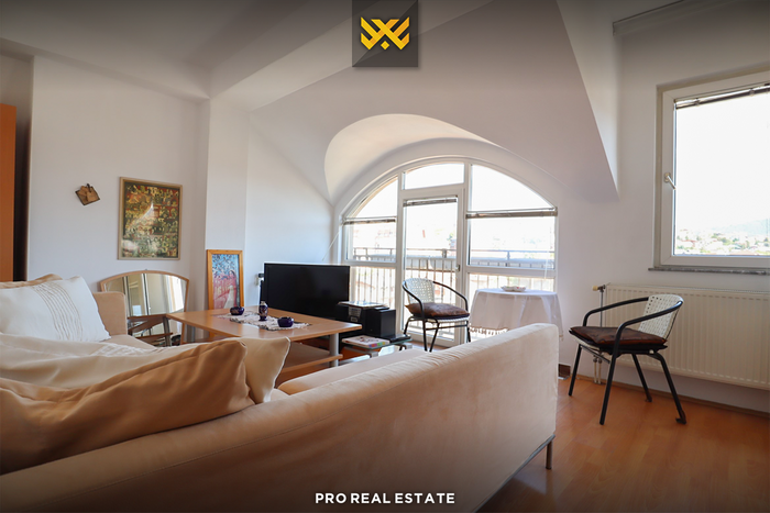 Appartement de 184m² à #vente au centre. (6)