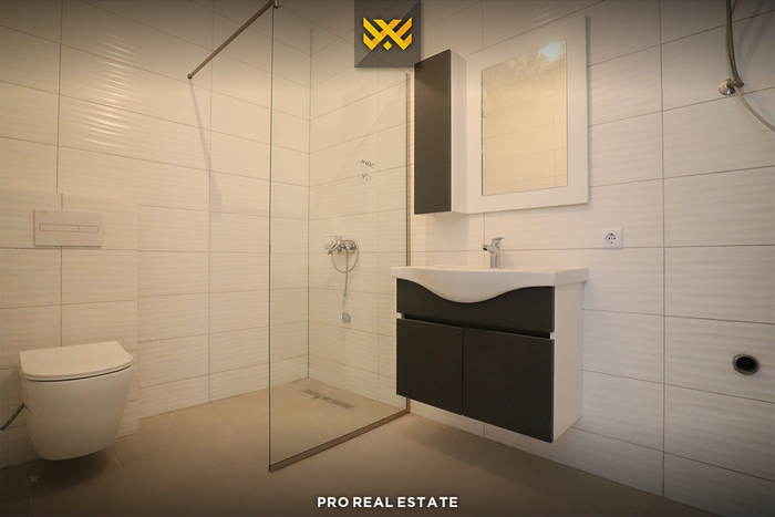 Appartement de 184m² à #vente au centre. (7)