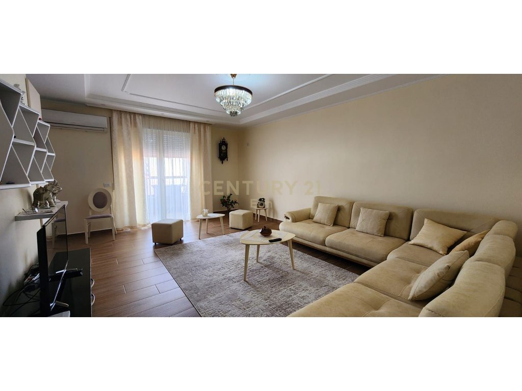Appartement à vendre avec vue sur la mer + 2 places de parking sur la nouvelle route du port !