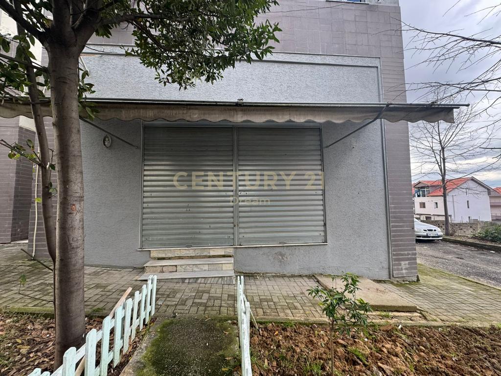 Business premises for sale in selite!