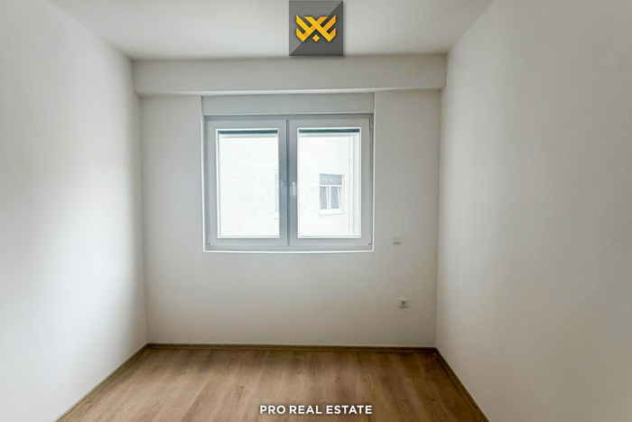 Appartamento di 52m² in affitto a Tophane (2)