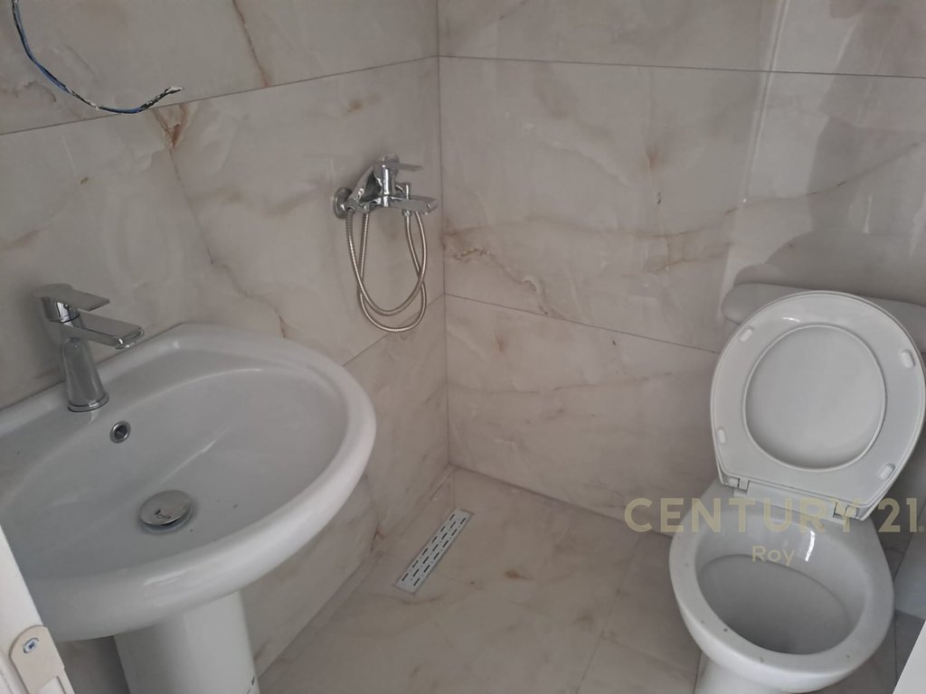 Lawn care for sale in shkembi kavajes, Durrës -37,000€ | 36 m² (7)