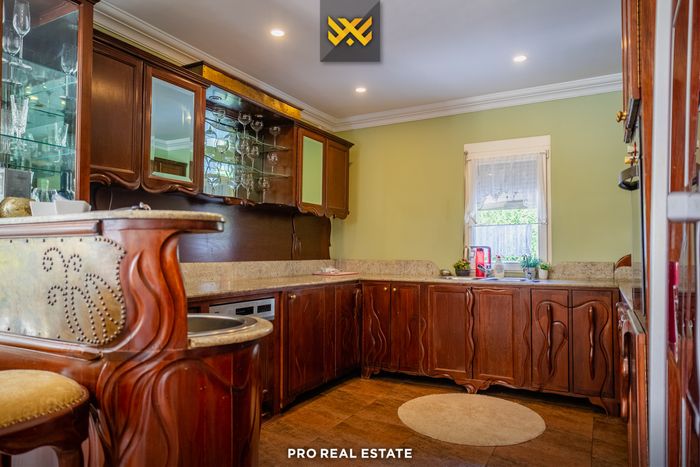 Maison de luxe 475,4m² à #vente dans lagjen qëndresa (3)