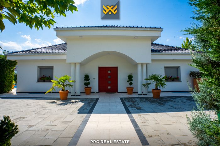 Maison de luxe 475,4m² à #vente dans lagjen qëndresa (8)