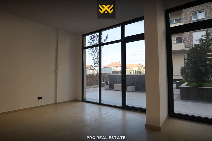 Lokal 136,4m² zur miete in Mati 1