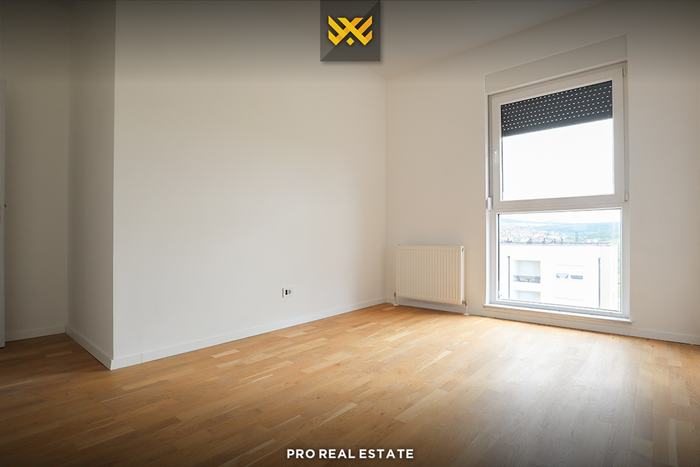 Apartment 150m² for rent on rrugën a