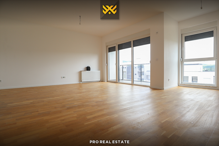 Apartment 150m² for rent on rrugën a