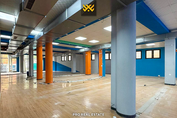 Lokal 550m² me #qira në dragodan