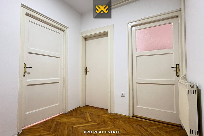 Bureau de 78m² à louer au centre
