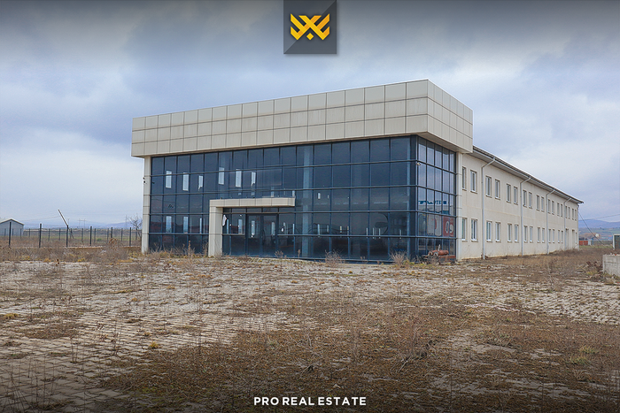 Oggetto in affitto 2160m² sulla strada principale Prishtinë – Ferizaj