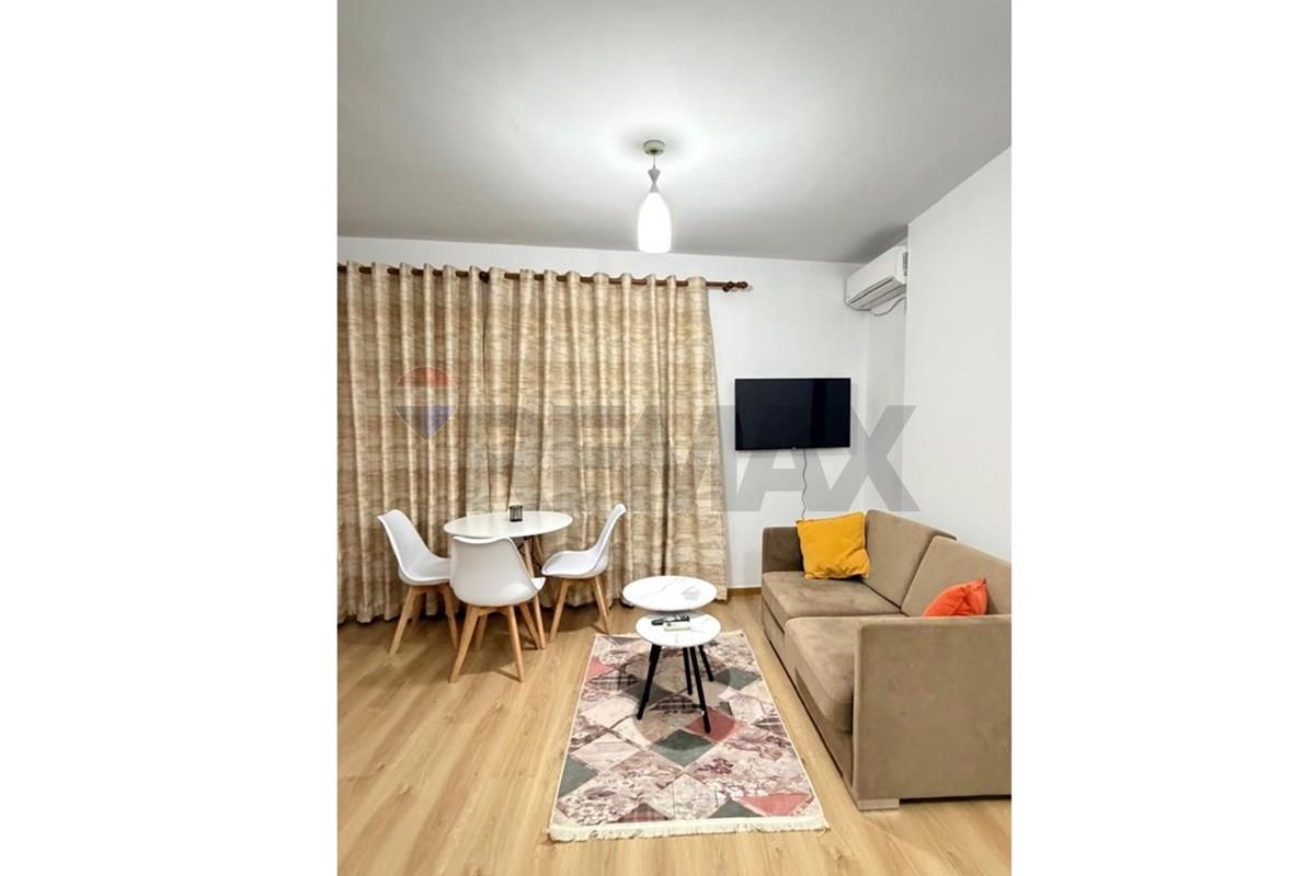 Garsionere per qera prane qsut.