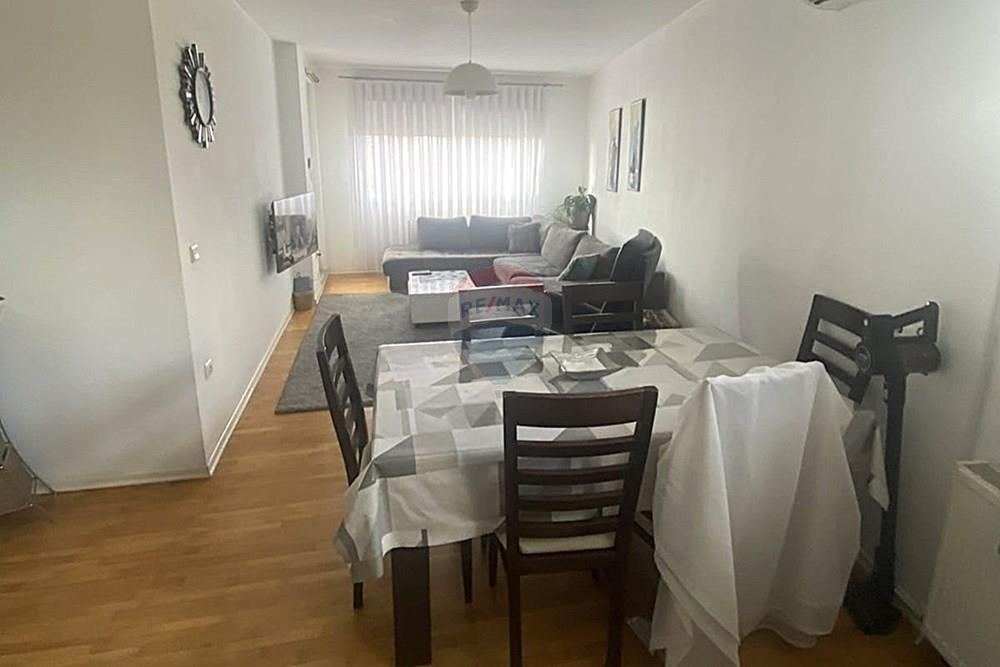 Apartamento en venta 81.21 m² en Fushë Kosovë. (2)