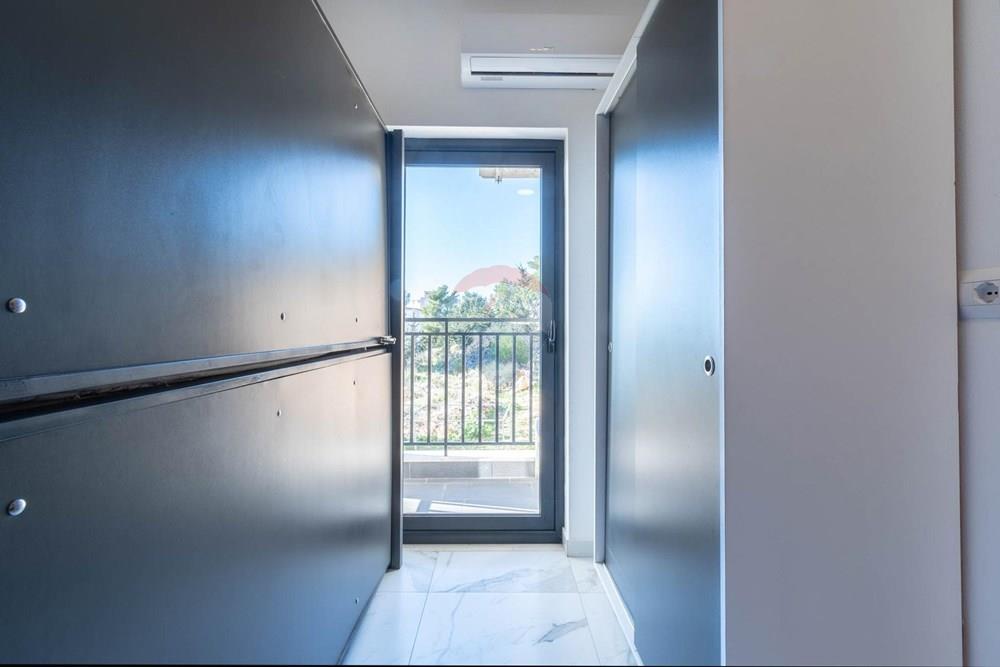 Studio à vendre à sarande (4)