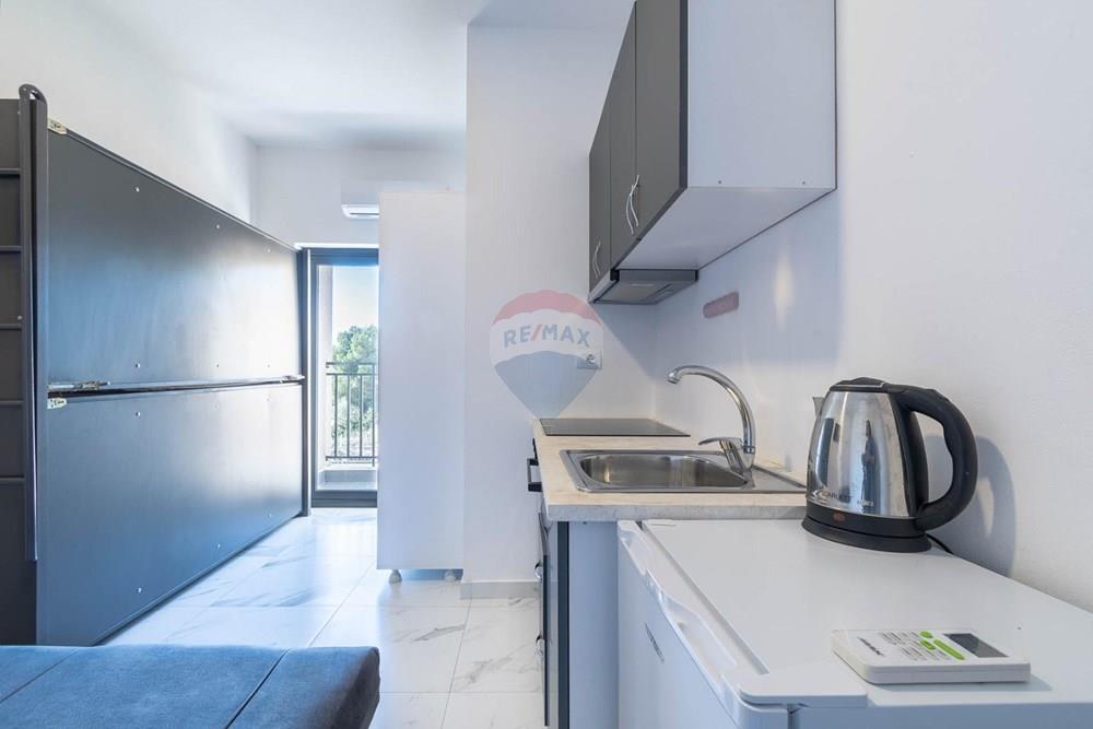 Studio à vendre à sarande (6)