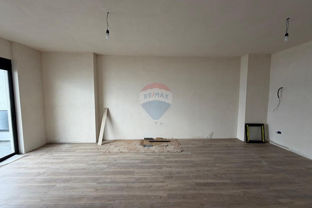 Apartamento en venta calle gjergj arianiti