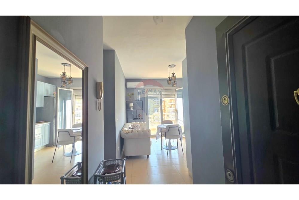 Apartament 1+1 për shitje lungomare, Vlorë