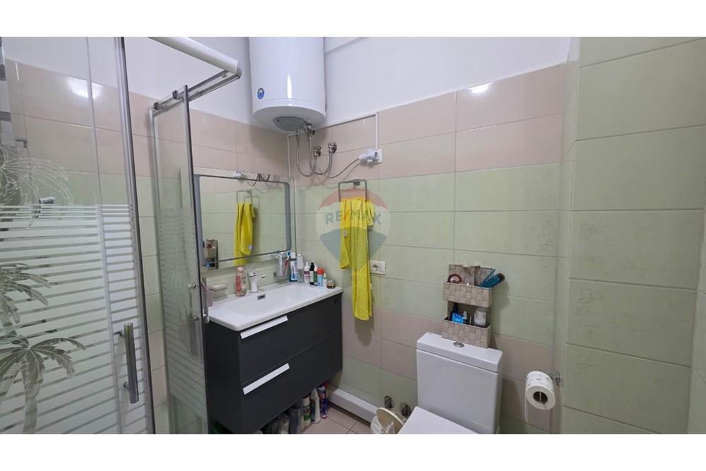 Apartament 1+1 për shitje lungomare, Vlorë