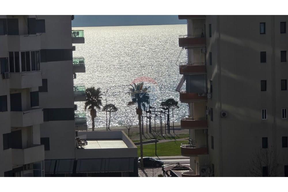 Apartament 1+1 për shitje lungomare, Vlorë
