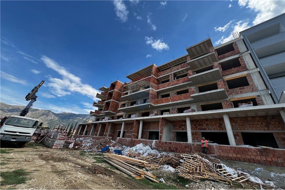 Rruga e orikumit, Vlorë