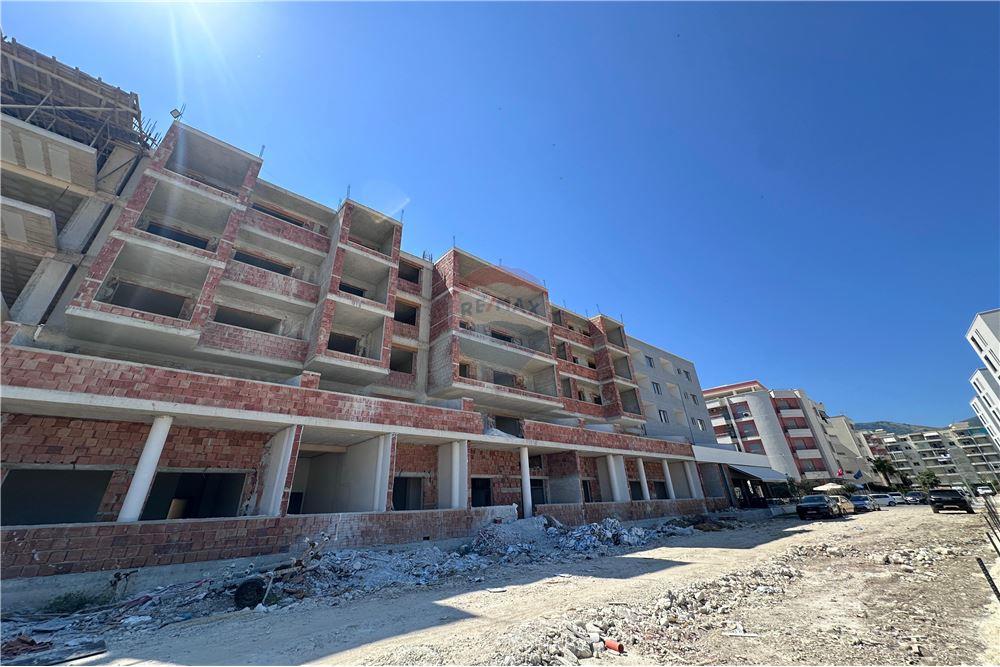 Rruga e orikumit, Vlorë