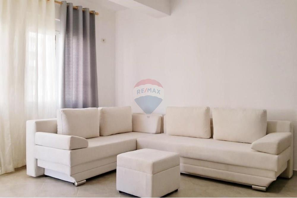 Shitet apartament i tipologjise 1+1, sarande