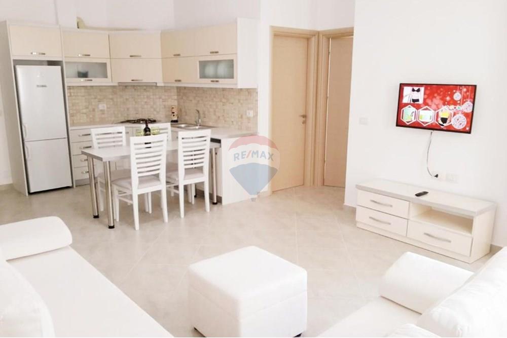Shitet apartament i tipologjise 1+1, sarande
