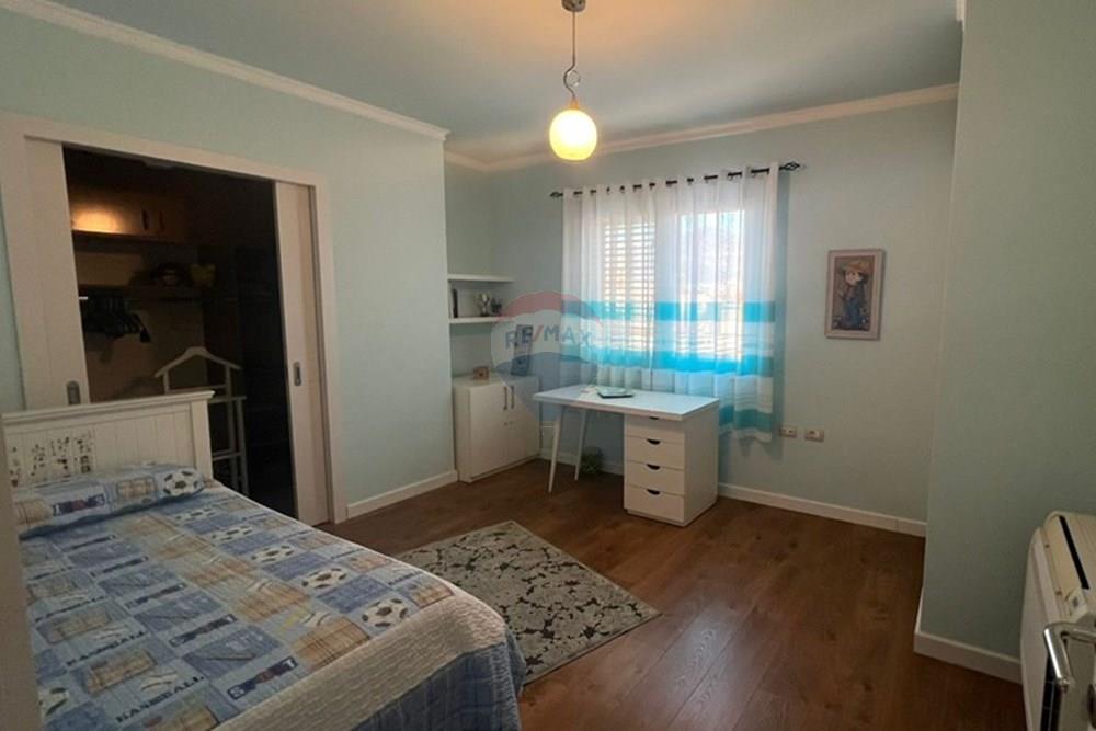 Blloku-viertel bietet eine 2+1+2 wohnung zur miete an.