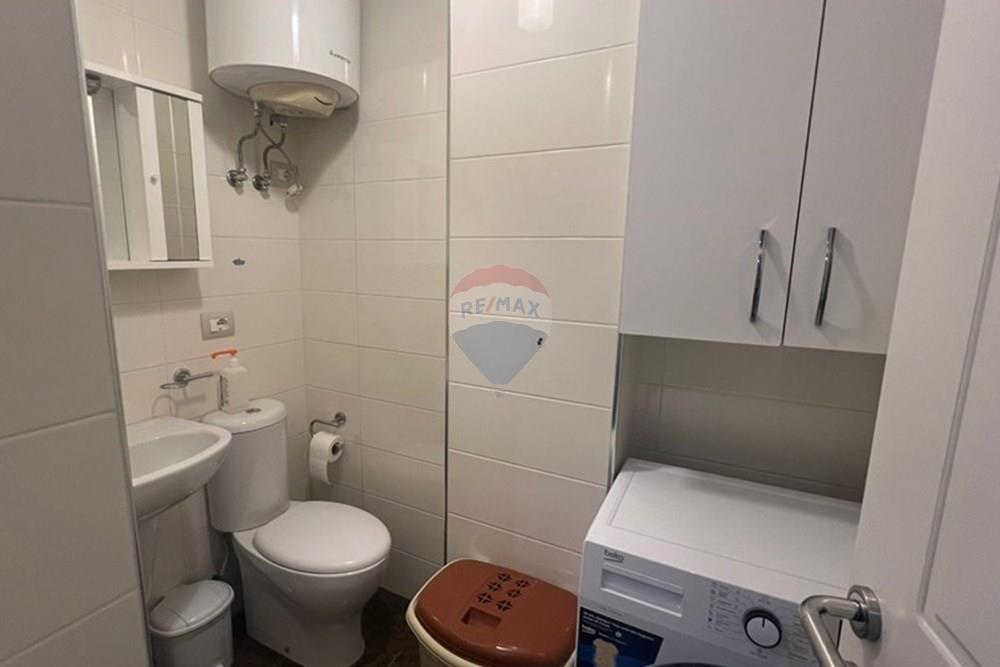 Blloku-viertel bietet eine 2+1+2 wohnung zur miete an.