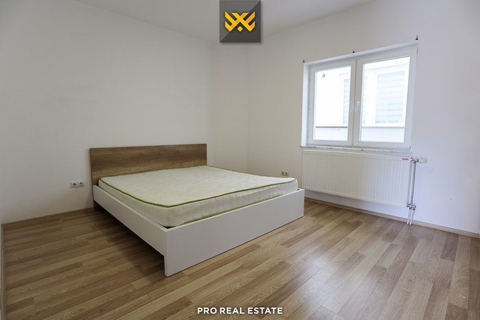 Casa de 300m² para #alugar em Çagllavicë (3)
