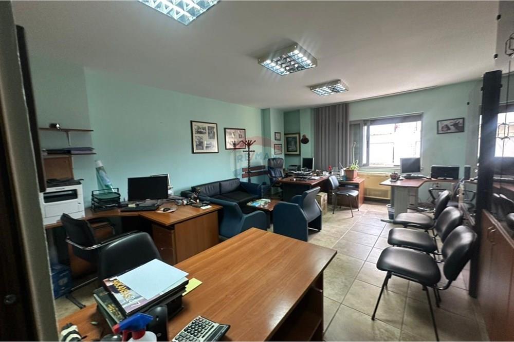 Büro zur miete bei selvia