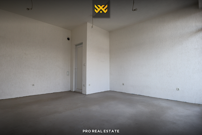 40m² raum zu miete in hajvali