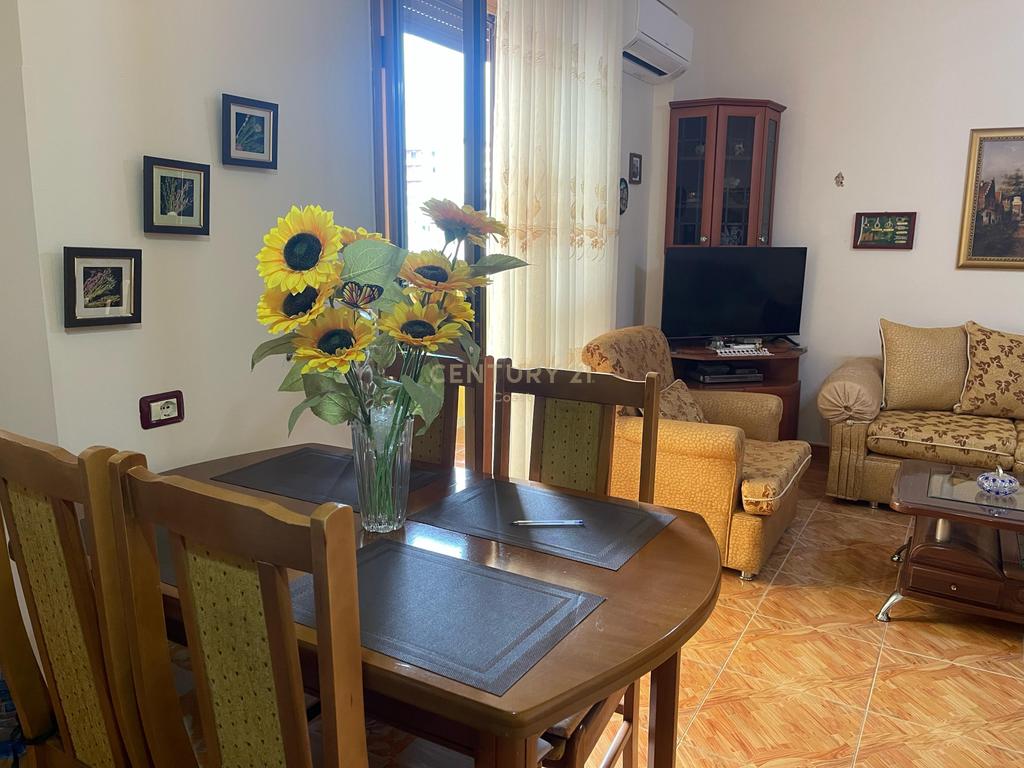 Appartamento 2+1+2 in affitto vicino al porto - Vlorë!