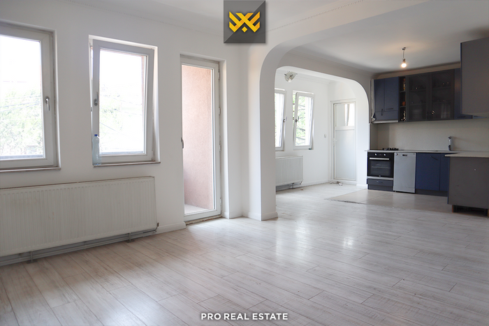 Maison - bureau 220m² à louer à tokbashqe