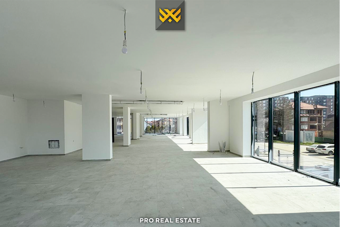 Commercial space 329m² for rent in Fushë Kosovë