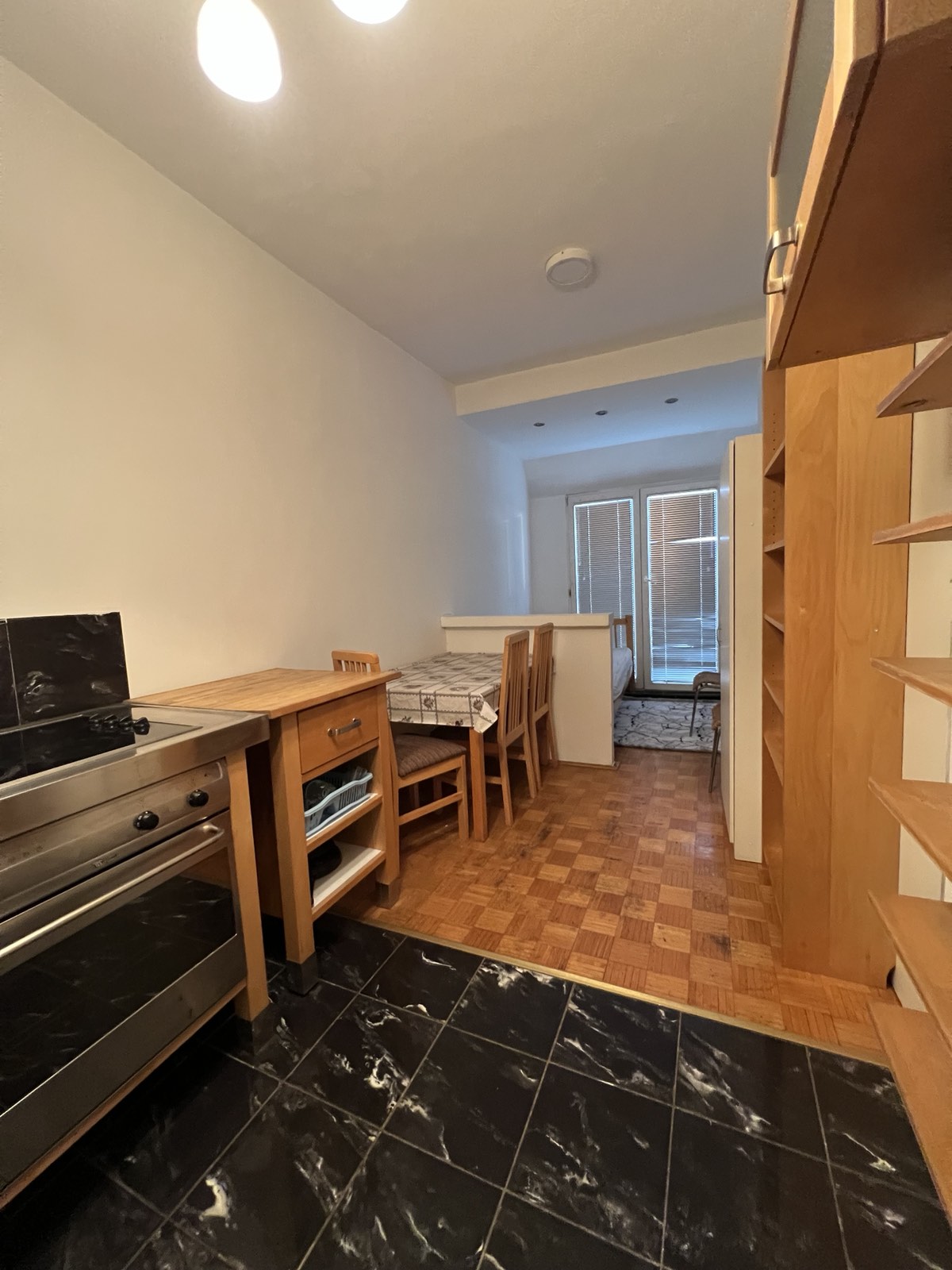 Wohnung zu mieten 1+1 in ulpianë