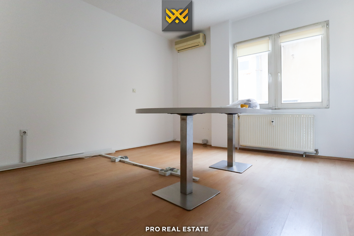 Apartamento / escritório 100m² para alugar em Pejton