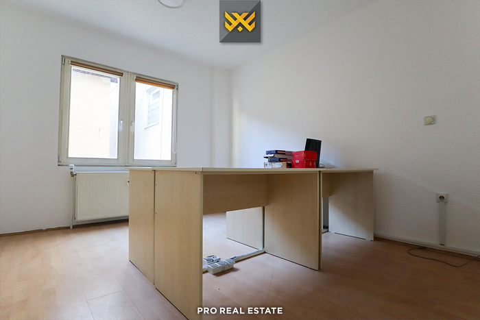 Apartamento / escritório 100m² para alugar em Pejton (2)