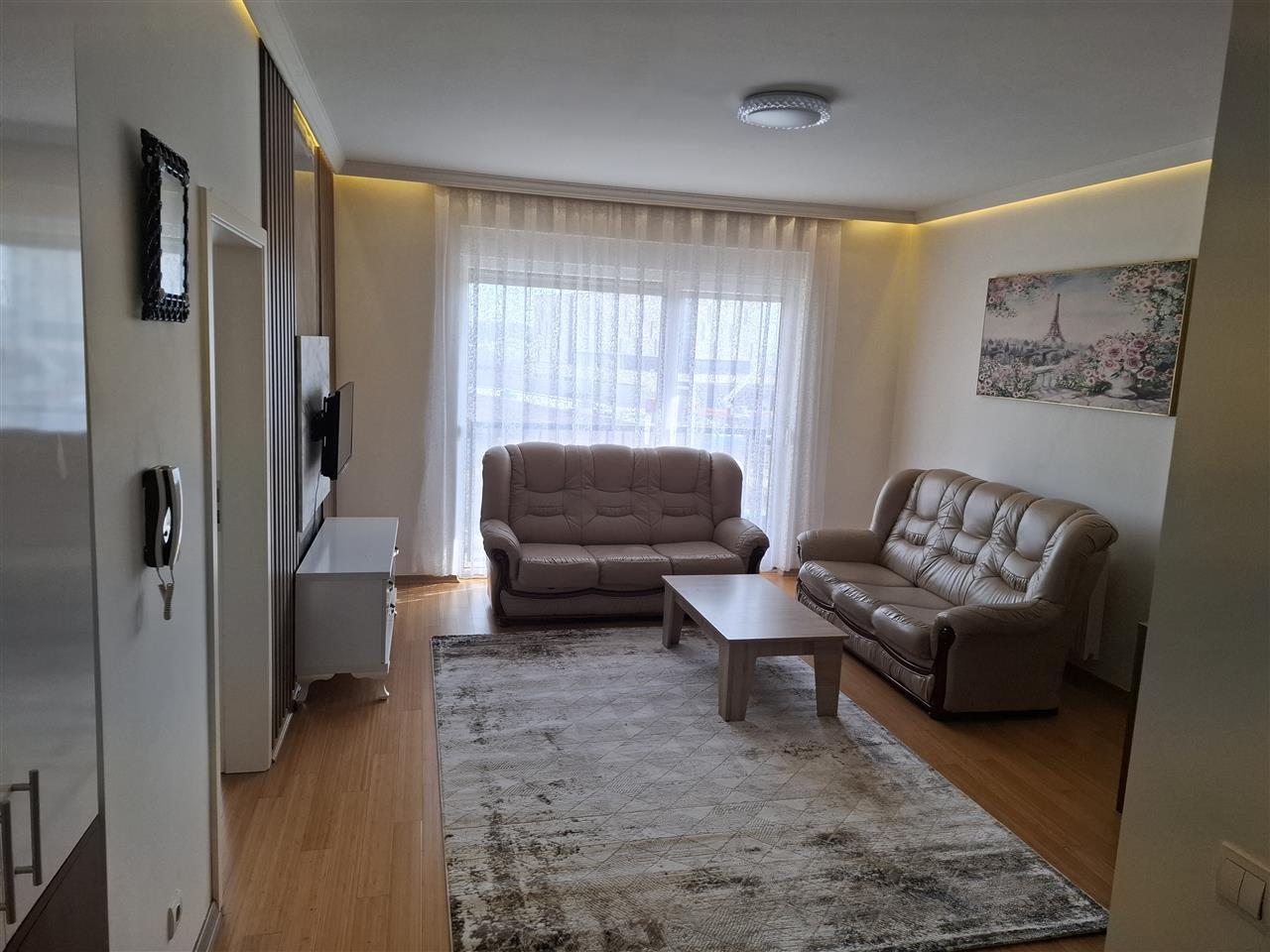 Banesë me qira 1+1 në Arbëri (dragodan)