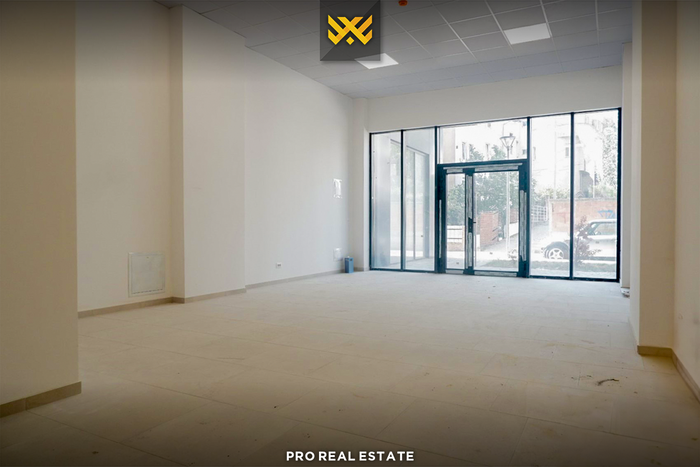 Espaço de 60m² para alugar em Bregu i Diellit