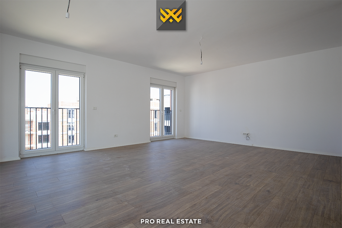 Banesë penthouse 148.89m² + 113.26m² për #shitje te Mati 1.