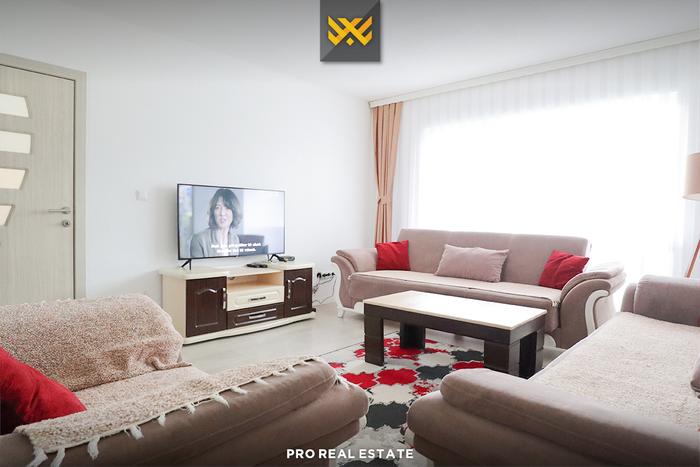 Casa de 210m² en venta en bërnica.