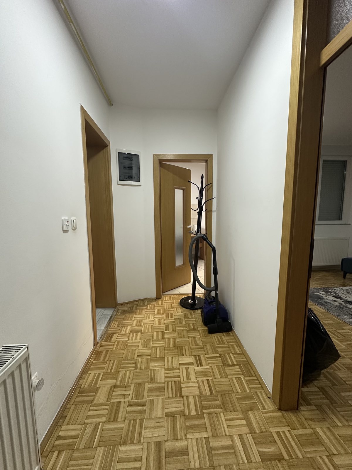 Studio à louer à Bregu i Diellit