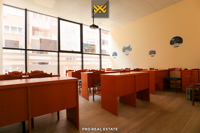 Commercial space 210m² for #sale in Fushë Kosovë
