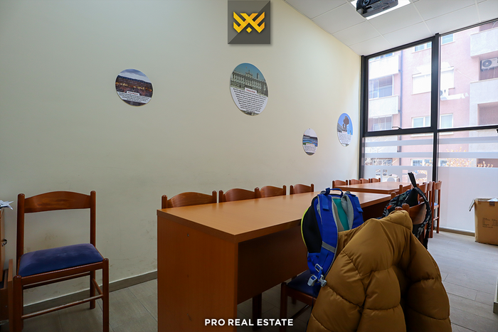 Commercial space 210m² for #sale in Fushë Kosovë