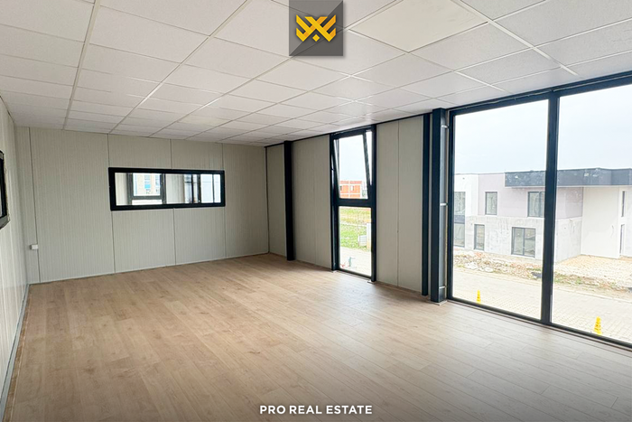 Armazém de 750m² para alugar em Çagllavicë (2)