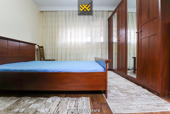 Apartamento de 80m² en alquiler en el casco antiguo