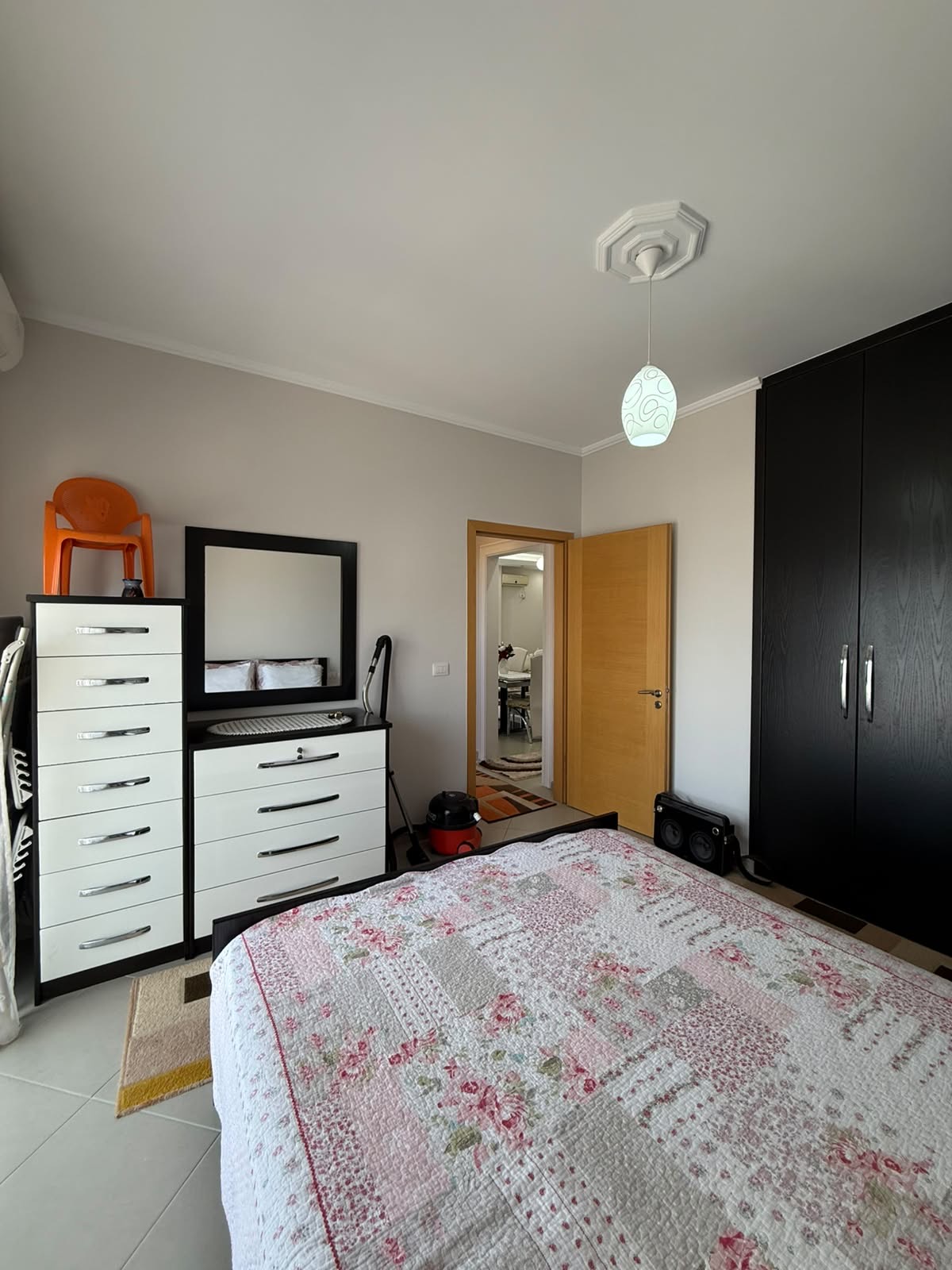Pamje e gjelbër dhe elegance