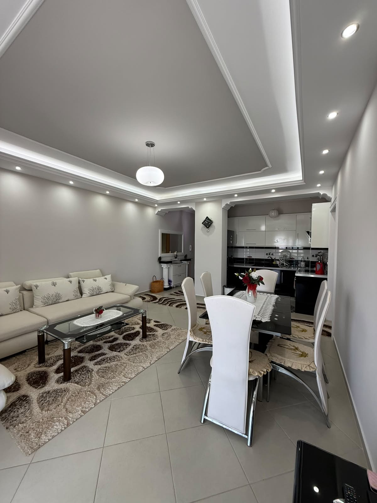 Pamje e gjelbër dhe elegance