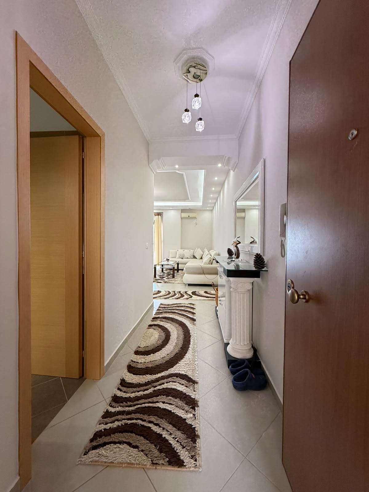 Pamje e gjelbër dhe elegance